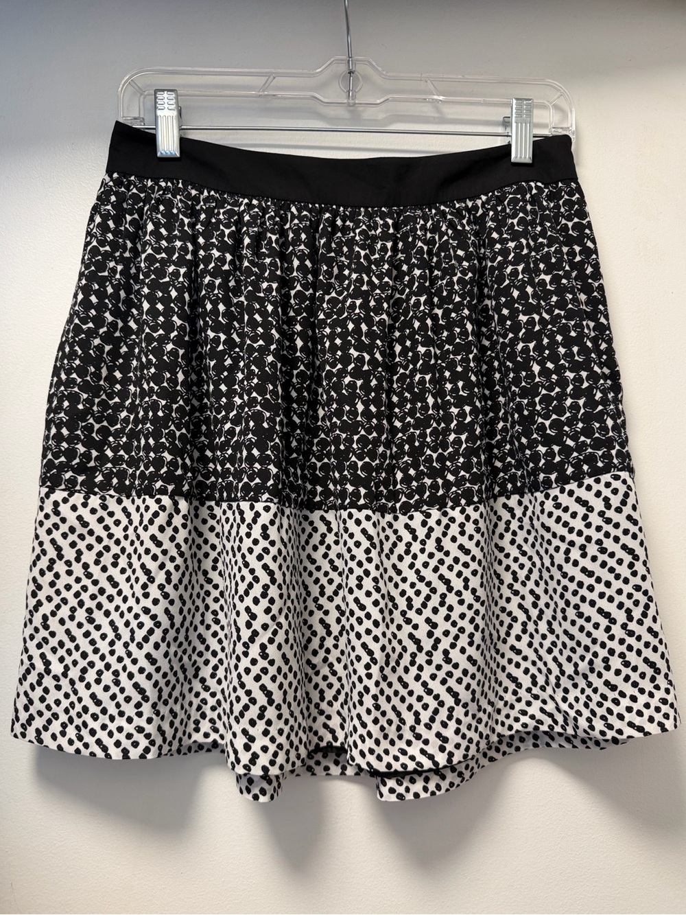 NWT Kensie Polka Dot A-Line Skater Mini Skirt Black White Small